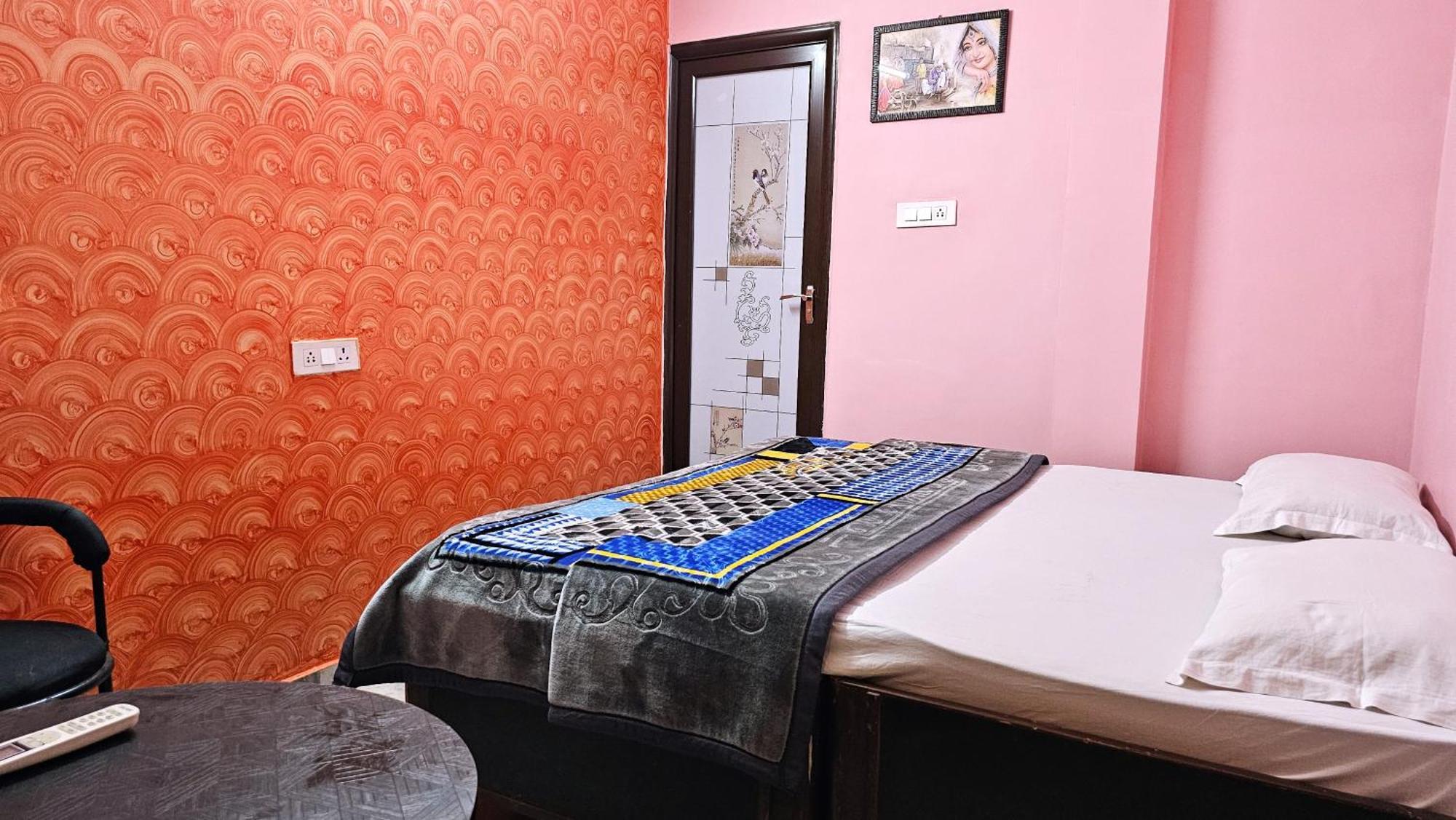 A Pousada Banjara House Varanasi Exterior foto