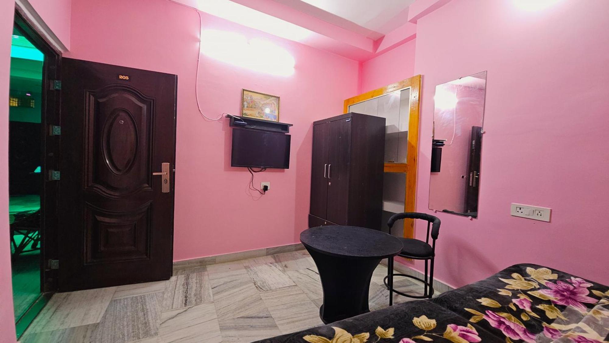 A Pousada Banjara House Varanasi Exterior foto